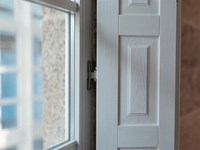 4 claves para elegir ventanas que respeten la estética tradicional