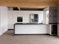 ¿Cómo organizar una cocina pequeña para ganar el doble de espacio?