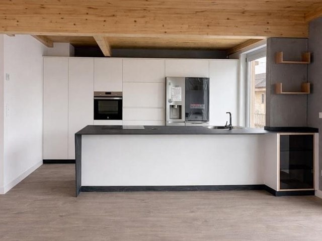 ¿Cómo organizar una cocina pequeña para ganar el doble de espacio?